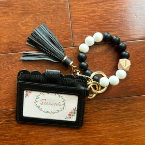 Keychain wristlet with Wallet.